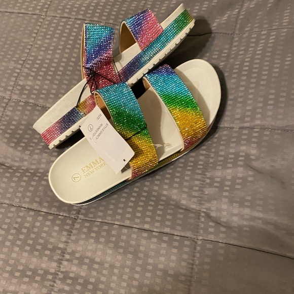 NWT Emma New York wedge sandals in size 7. - Picture 9 of 11